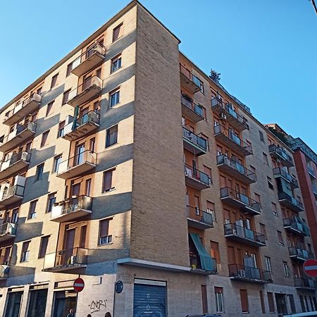 Fiuggi12 Apartment Milan Bagian luar foto