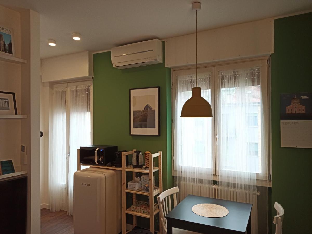 Fiuggi12 Apartment Milan Bagian luar foto